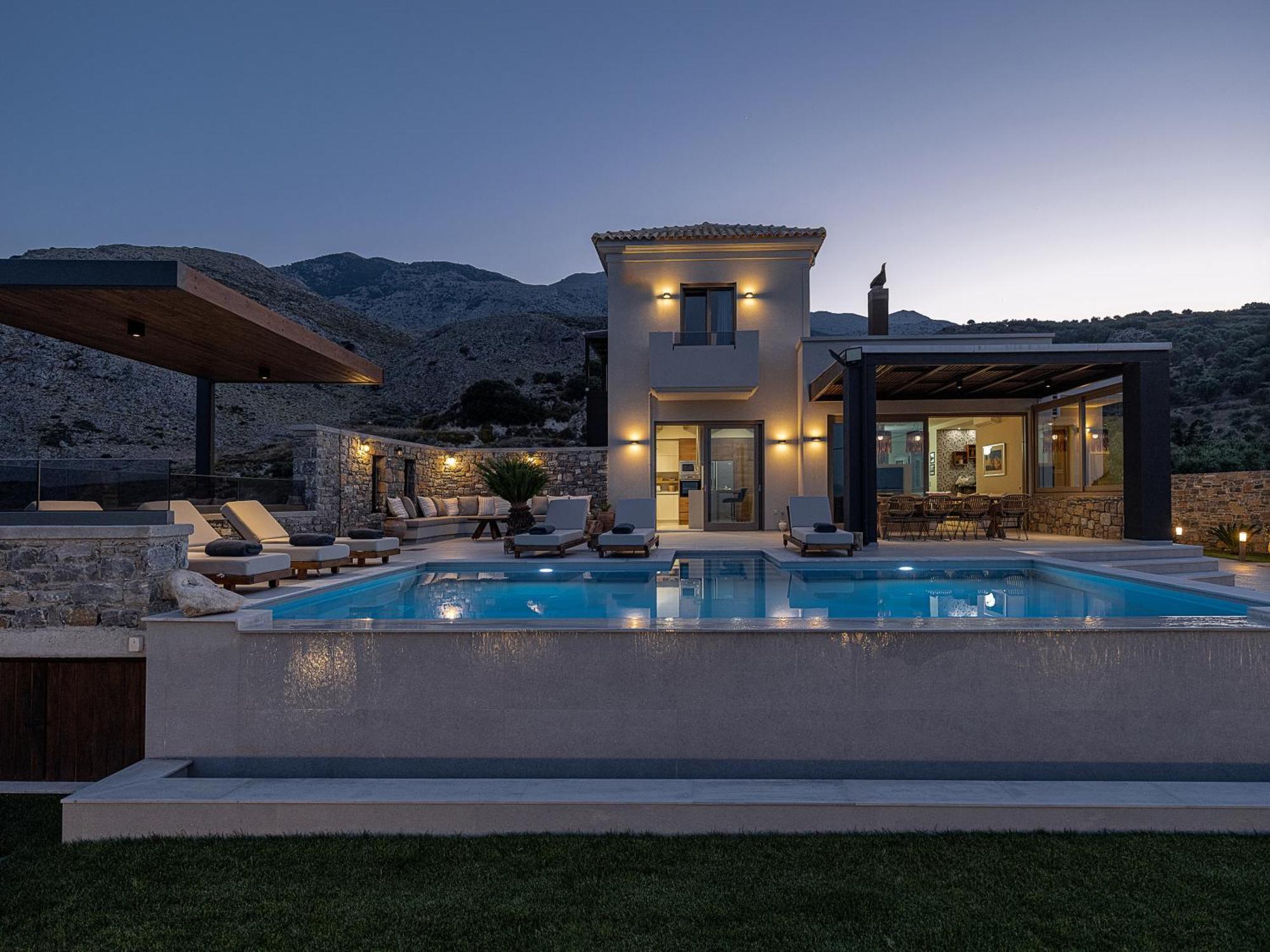 Amavi - Private Heated Pool Kato Asites